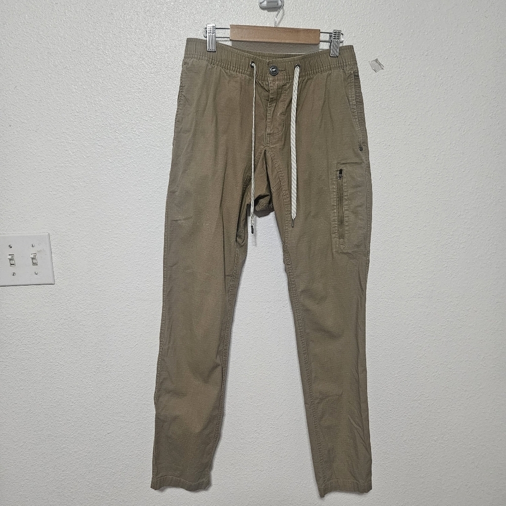 Vuori jogger style pants size small